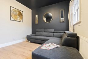 Elaine's Central Stay
